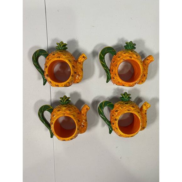 Set of 4 Wooden Pineapple Fruit Napkin Holders - Picture 3 of 8
